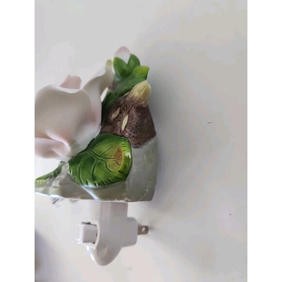 COSMOS Fine Porcelain Lighted Rose Night Light Pink - Picture 6 of 6